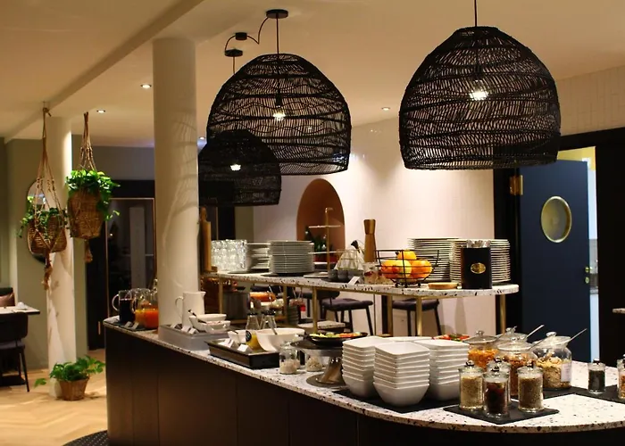 فندق Garni Maximilian 3*