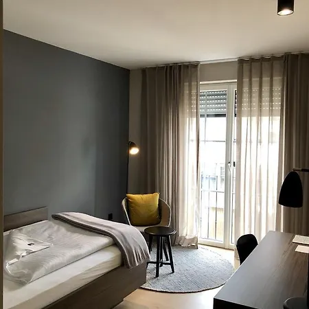 Garni Maximilian ディンゴルフィング