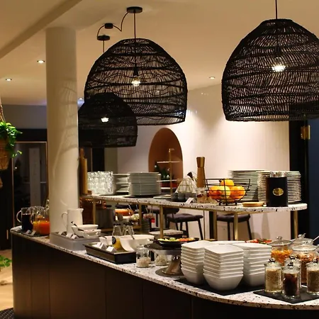 Hotel Garni Maximilian 3*